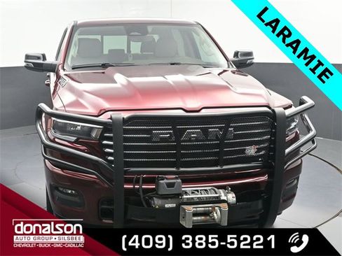 Used 2025 RAM 1500 Laramie w/ Laramie Southwest Edition image 3