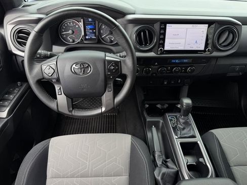 Used 2023 Toyota Tacoma TRD Off-Road AWD/4WD image 12