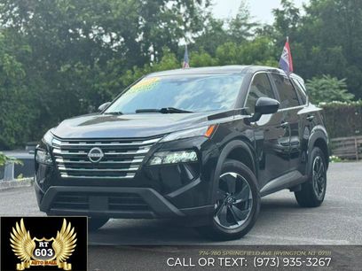 Used 2024 Nissan Rogue SV