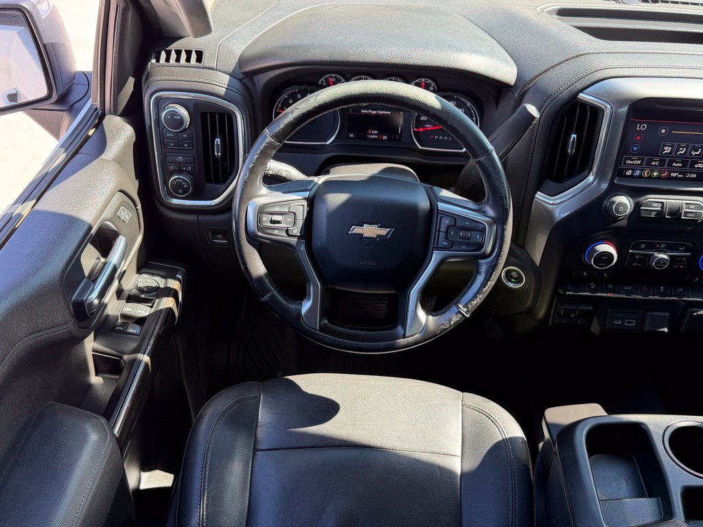 Used 2022 Chevrolet Silverado 1500 LT AWD/4WD image 8