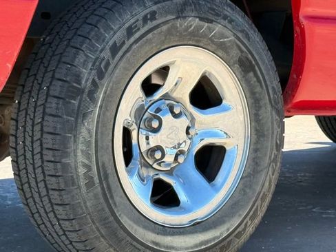 Used 2008 Dodge Ram 1500 Truck ST image 13