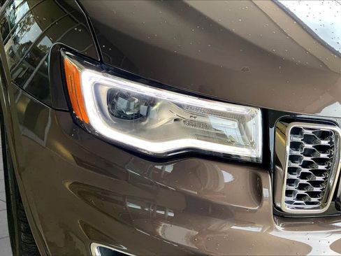 Used 2021 Jeep Grand Cherokee Overland AWD/4WD image 27