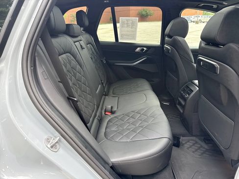 Used 2026 BMW X5 xDrive40i w/ M Sport Package AWD/4WD image 31