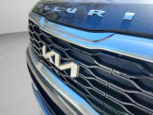 Used 2022 Kia Telluride SX w/ SX Prestige Package image 22