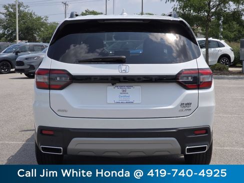 Certified 2025 Honda Pilot Elite image 18