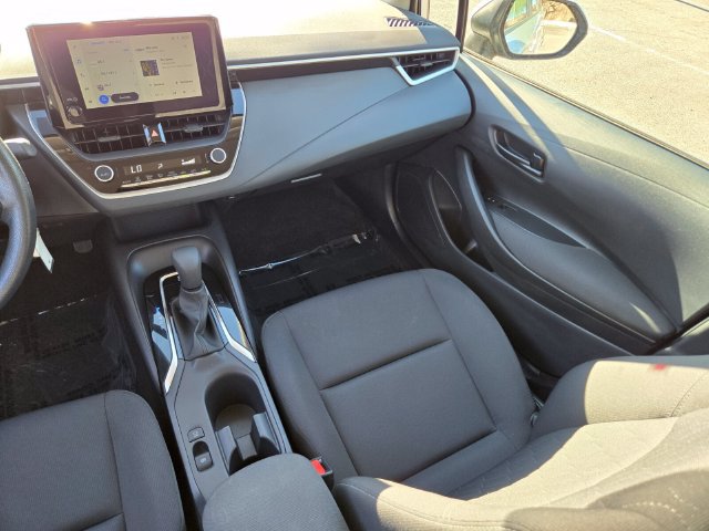Used 2026 Toyota Corolla LE FWD image 18