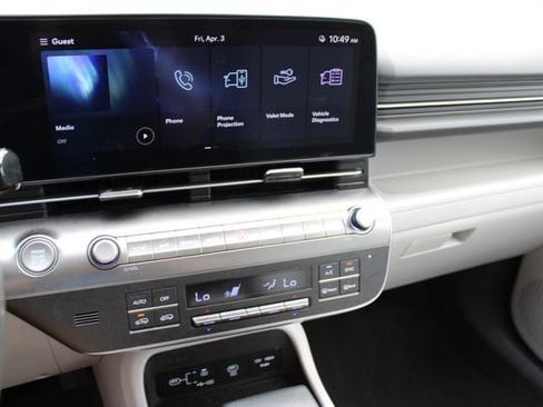 Used 2025 Hyundai Kona SEL image 6