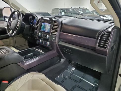 Used 2020 Ford F250 Limited image 15