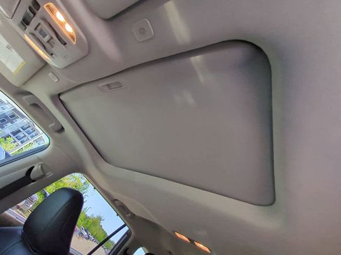 Used 2023 Toyota Highlander XLE FWD image 20