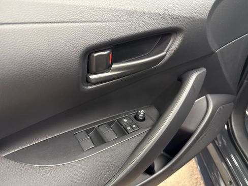 Used 2026 Toyota Corolla LE FWD image 25