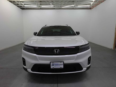 Used 2024 Honda Prologue Touring image 2