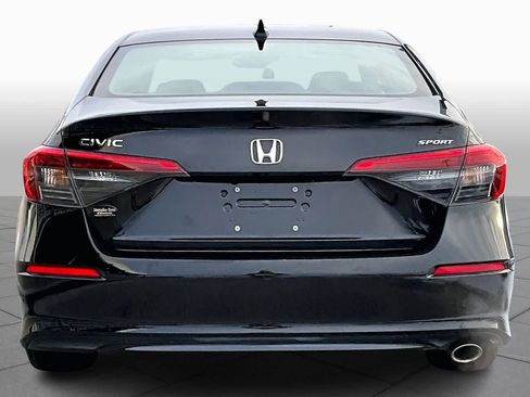 Used 2023 Honda Civic Sport image 4