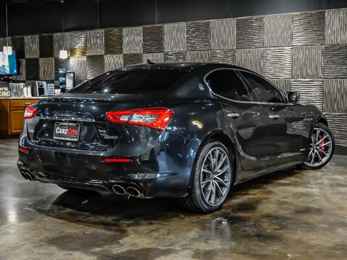 Used 2019 Maserati Ghibli S GranLusso AWD/4WD image 8
