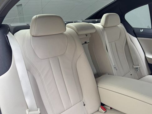 Used 2021 BMW 740i w/ M Sport Package RWD image 44