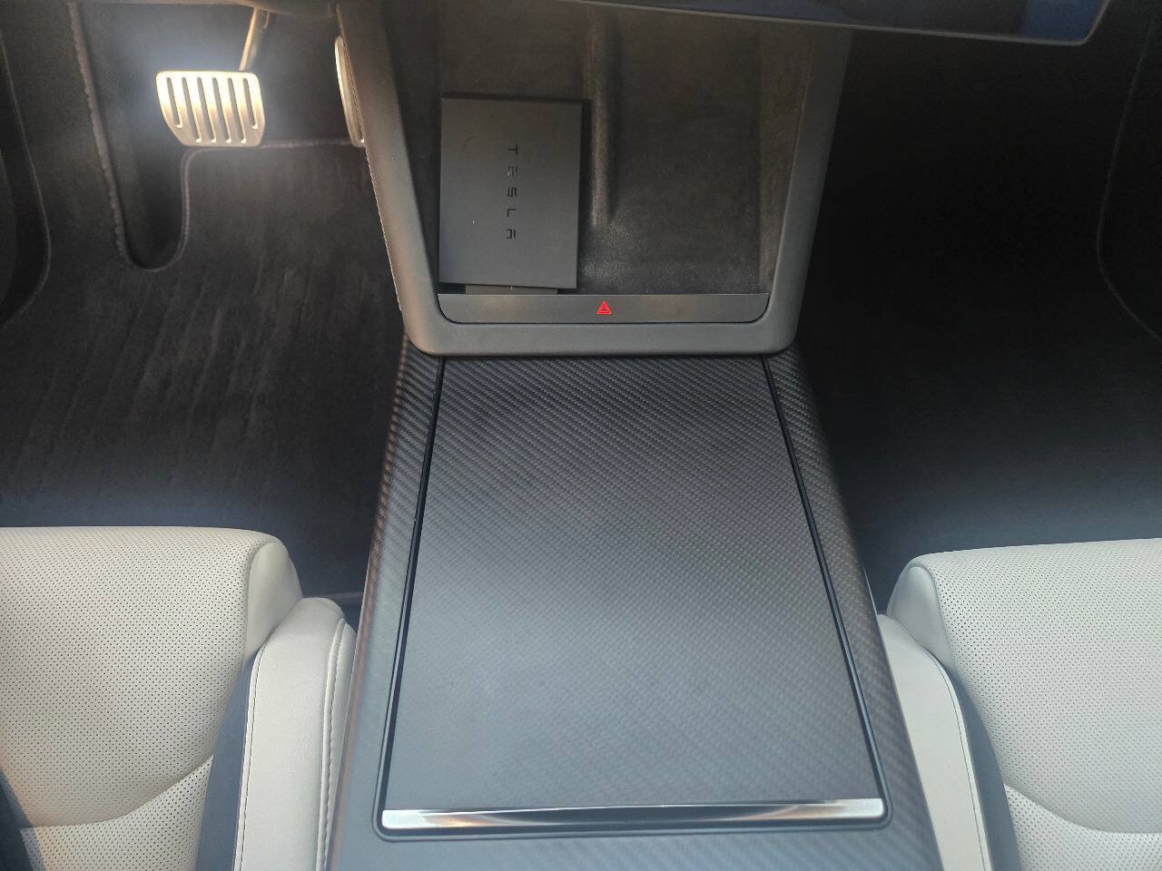 Used 2026 Tesla Model S Plaid AWD/4WD image 29