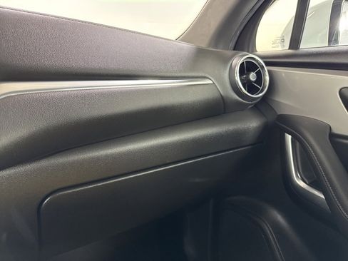 Used 2022 Chevrolet Blazer LT image 24