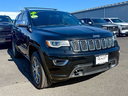 Used 2020 Jeep Grand Cherokee Overland image 1
