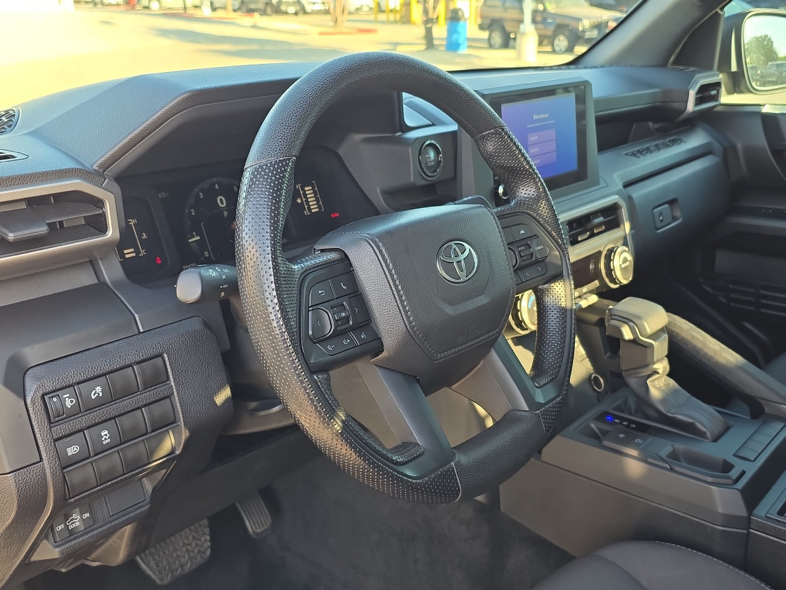 Used 2025 Toyota Tacoma SR RWD image 13