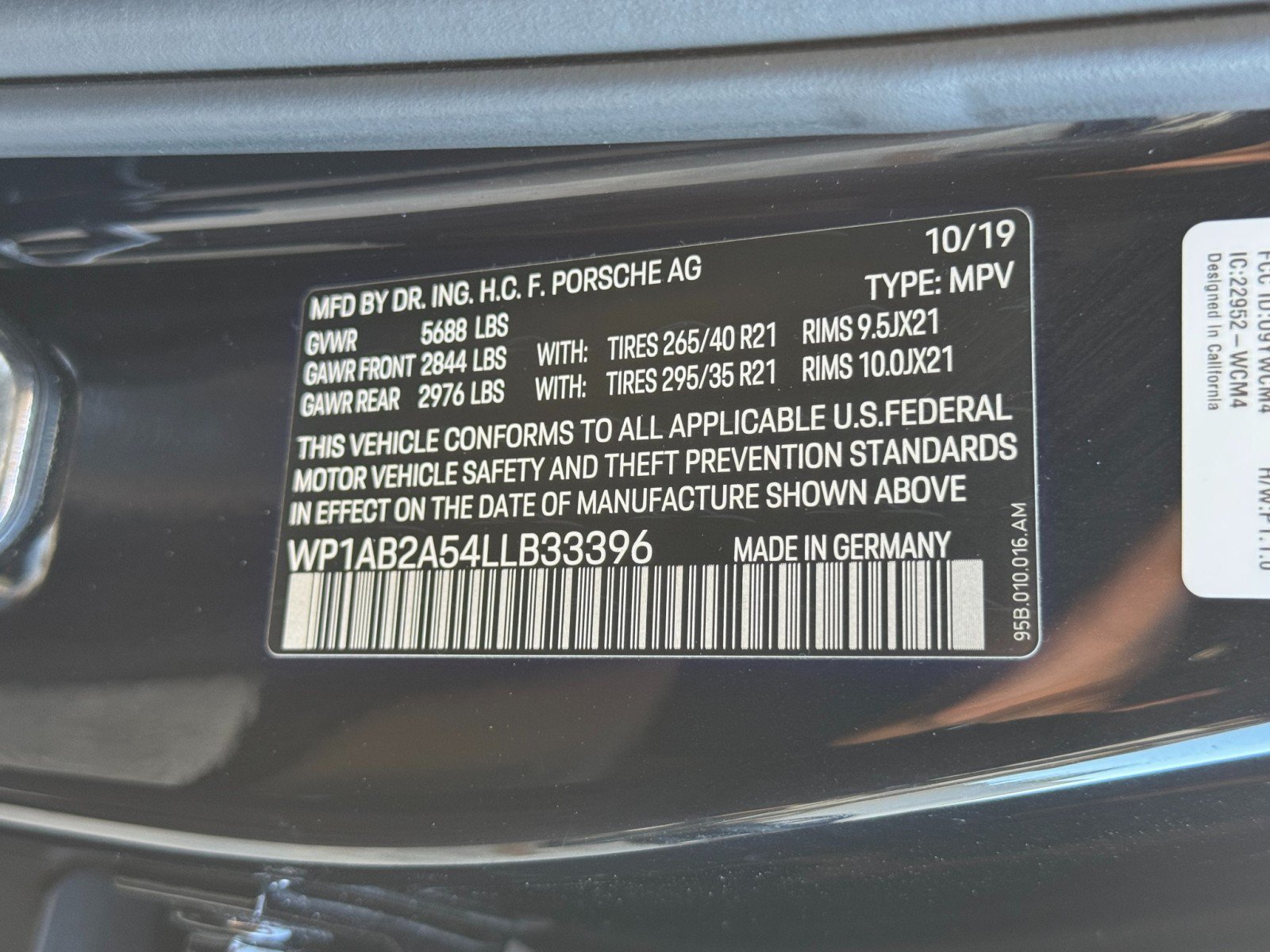 Used 2020 Porsche Macan S AWD/4WD image 48