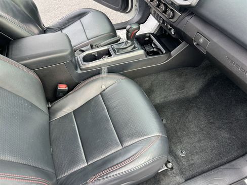 Used 2019 Toyota Tacoma TRD Pro w/ Desert Air Intake Package image 34