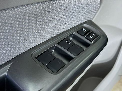 Used 2012 Subaru Forester 2.5X w/ Alloy Wheel Pkg image 27