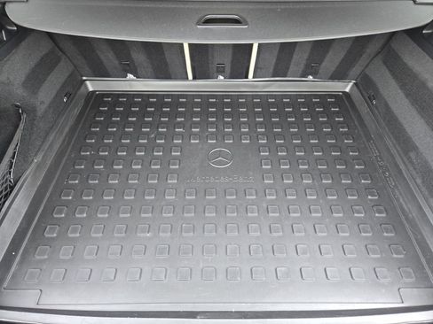 Used 2016 Mercedes-Benz GLC 300 4MATIC image 42