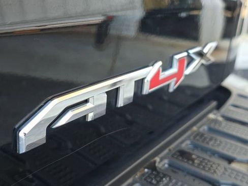 Used 2022 GMC Sierra 1500 AT4X image 11