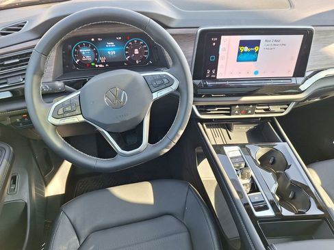 New 2026 Volkswagen Atlas SEL image 21