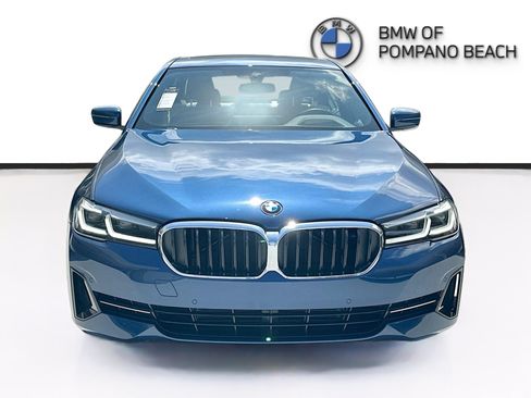 Used 2023 BMW 530i w/ Premium Package RWD image 2