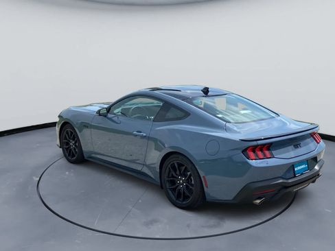 Used 2025 Ford Mustang GT Premium RWD image 4