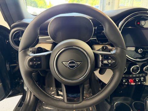 Used 2024 MINI Cooper S w/ Signature Upholstery Package FWD image 14