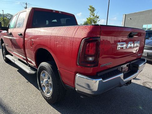 Used 2026 RAM 2500 Big Horn AWD/4WD image 10