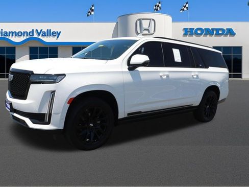 Used 2022 Cadillac Escalade ESV Sport w/ Touring Package AWD/4WD image 3
