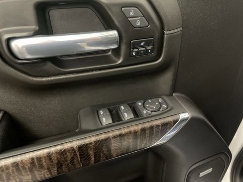Used 2021 GMC Sierra 1500 Denali w/ Denali Premium Package image 18