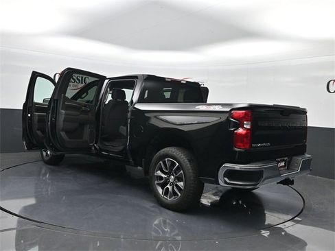 Used 2024 Chevrolet Silverado 1500 LT image 26