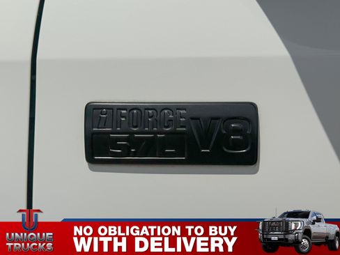 Used 2020 Toyota Tundra SR5 w/ SR5 Upgrade Package image 12