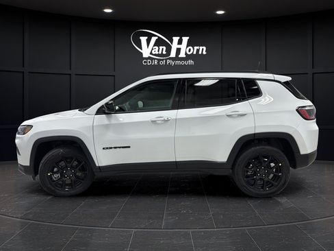 New 2026 Jeep Compass Latitude AWD/4WD image 4