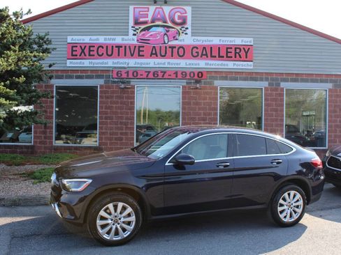 Used 2021 Mercedes-Benz GLC 300 4MATIC Coupe image 1
