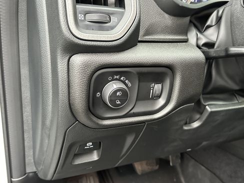 New 2026 RAM 1500 Classic Warlock image 16