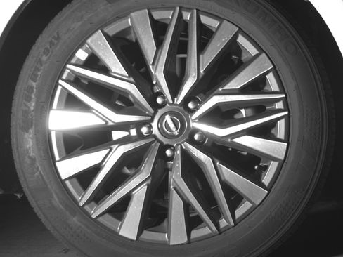 Used 2025 Nissan Altima 2.5 SV FWD image 13