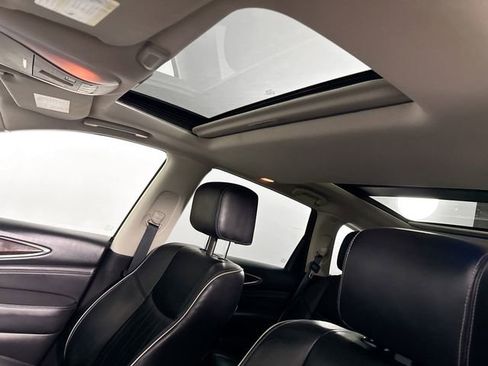 Used 2017 INFINITI QX60 Luxe w/ Deluxe Technology Package image 38