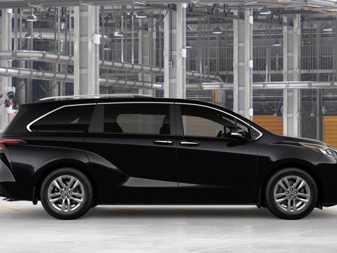 New 2026 Toyota Sienna Limited image 12