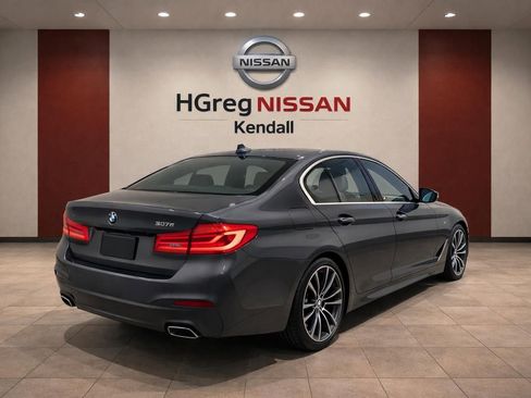 Used 2017 BMW 540i xDrive image 4