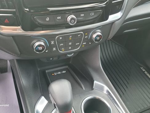 Used 2023 Chevrolet Traverse RS AWD/4WD image 22