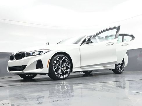New 2026 BMW 330i xDrive Sedan w/ Premium Package AWD/4WD image 46