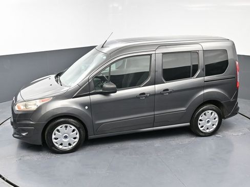 Used 2016 Ford Transit Connect XLT image 40