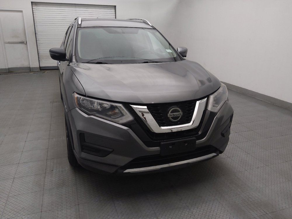 Used 2018 Nissan Rogue SV w/ Premium Package AWD/4WD image 14
