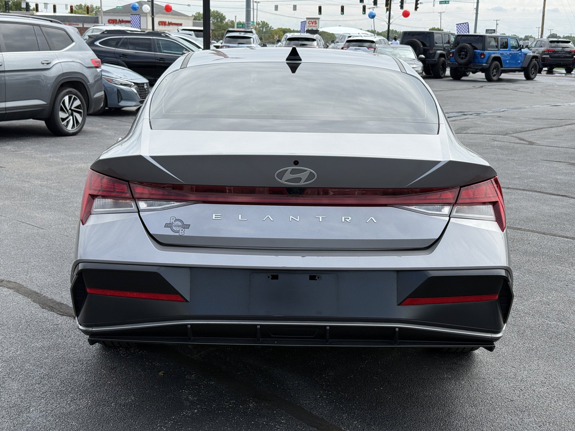 Used 2025 Hyundai Elantra SEL FWD image 7