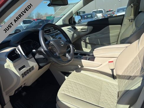 Certified 2019 Nissan Murano Platinum w/ Cargo Package image 10