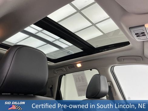 Used 2024 Nissan Pathfinder Platinum image 26